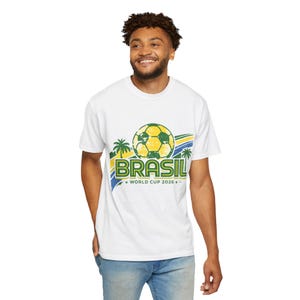 Camiseta Bola de Futebol da Copa do Mundo Brasil 2026 | Camiseta de Futebol do Brasil imagem 3