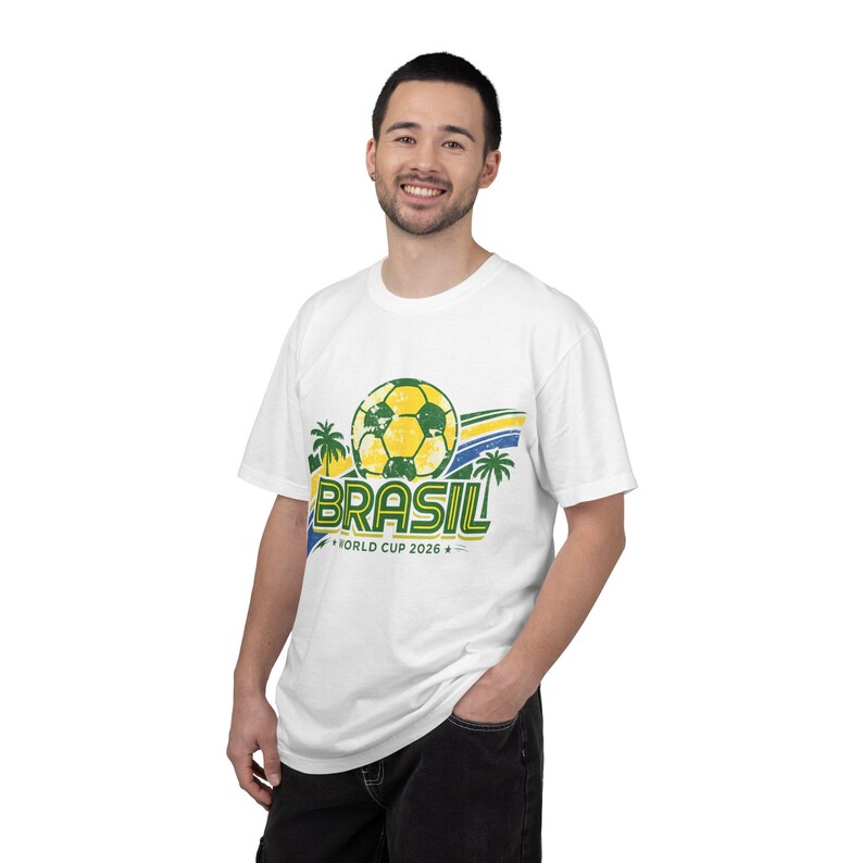 Camiseta Bola de Futebol da Copa do Mundo Brasil 2026 | Camiseta de Futebol do Brasil imagem 5