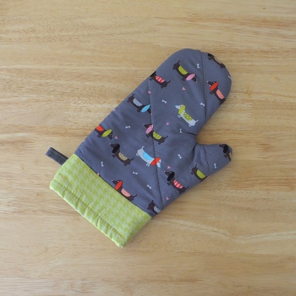 Dachshund Oven Mitt Gray