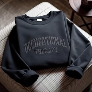 Besticktes Ergotherapie Sweatshirt, OT Geschenk, spezielle Bekleidung, Autismus Bewusstsein Shirt