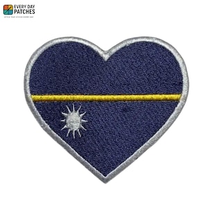 Nauru National Country Heart Flag Stryk-på-lapp Broderad Applikation Badge