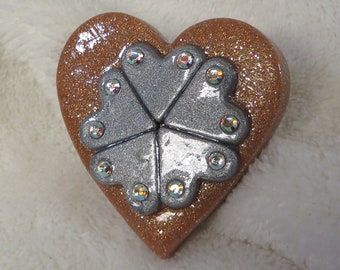Brooch Bronze Polymer 5 Hearts