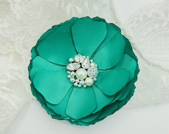 Jade Green Hair Clips - Sparkling Crystal Embellished Shoe Clips for Bridal Party, Bridesmaid, Bride - Photo Shoot Prop, Sister Gift - Kia