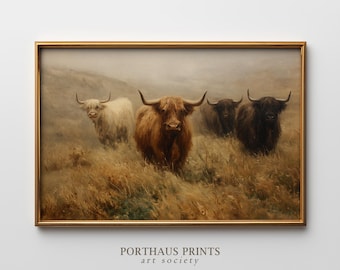 Könnte beinhalten: Gerahmter Kunstdruck mit einer Landschaftsszene von Highland-Rindern. Das Kunstwerk zeigt vier langhaarige Kühe in einem Feld mit hohem Gras, mit einem nebligen, gedämpften Hintergrund. Die Kühe sind in verschiedenen Braun- und Schwarztönen gehalten, mit einer weißen Kuh. Der Druck ist in einem goldenen Rahmen.