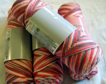 Cotton Nature Yarn Hypoallergen garn, bunte Garn, Schattierungen von rosa und grau, Erdbeere mit Milchschokolade (9184). naturfarbener Baumwolle. Gl