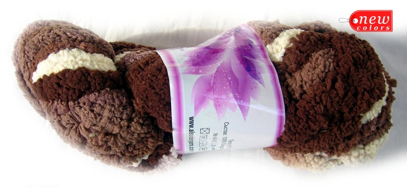 Mesh type of yarn Fake fur Shades of brown and beige Shal yarn fun fur Scarf yarn. Ruffle yarn Hypoallergenic
