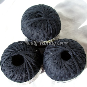 Baumwollgarn, hypoallergen Garn, natürliche Baumwollgarn, weiche Garn, schwarzem Garn Baumwolle häkeln, stricken Baumwolle weiche Faser. Garn-Rok in schwarz.