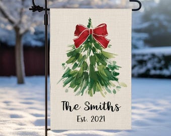 Personalized Merry Christmas Tree Garden Flag, Custom Family Name and Established Year, Rustic Farmhouse Burlap Yard Outdoor Decoration