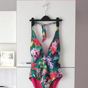 Dorina Green Women&#39;s Vibrant Jungle Swimwear Size M