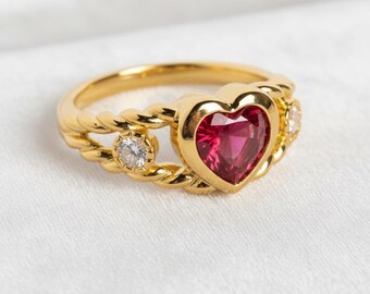 Heart Ruby Ring, Gold Ring, Red Heart Promise Ring, Diamond Twisted Band Ring for Women, Valentine's Gift, Romantic Jewelry, Engagement Ring