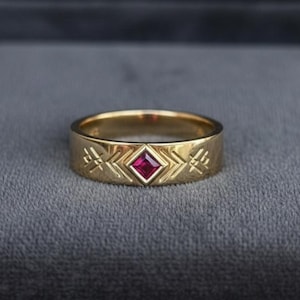 Anillo de boda de rubí con talla princesa, alianza de oro de 14 quilates, anillo geométrico grabado, alianza de compromiso, anillo navideño único, regalos de cumpleaños para ella.
