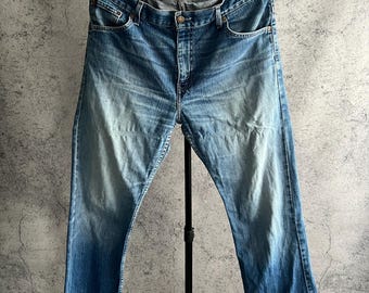 Vintage Y2K Levi's Engineered Jeans, Relaxed Fit, Wide Leg, Button