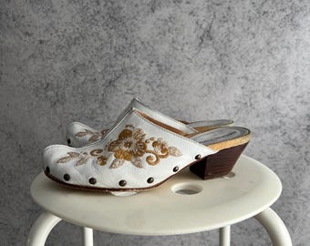 Vintage Pedro Miralles Mules Shoes Embroidered White Leather