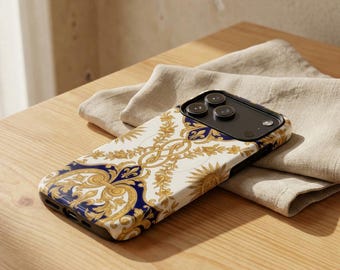 Stevige magnetische telefoonhoes met barokgouden krulpatroon