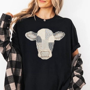 Women's Patchwork Cow Print T-Shirt, Farm Animal Graphic Tee, Country Style Fashion, Casual Loose Fit Top, Vintage Look Clothing