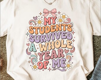 Lustiges Lehrer-Ende des Jahres T-Shirt, meine Schüler haben mich überlebt, Groovy Erzieher Geschenk, Retro letzter Schultag T-Shirt, Wertschätzung Top