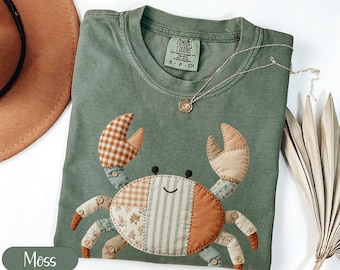 Faux Patchwork Krabbe T-Shirt, Küsten Gingham gestepptes T-Shirt, Grandmacore Strand-Liebhaber-Shirt, Vintage nautische Kunst T-Shirt