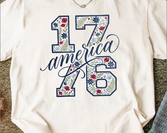1776 Amerika Patischtisches T-Shirt mit Blumenmuster, Juli-T-Stück, Vintage Americana-Hemd, Volkskunst-Unabhängigkeitstagsgeschenk für sie