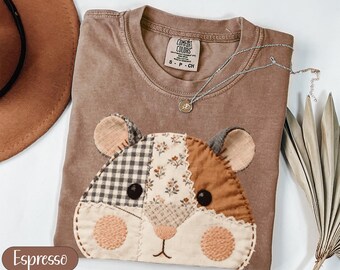 Faux Patchwork Hamster T-Shirt, gesteppter Gingham Blumen Hamster Kopf T-Shirt, rustikales niedliches Tierliebhaber Geschenk Shirt, Cottagecore Haustier Kunst
