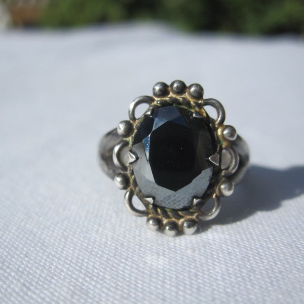 Vintage Sterling and Hematite Ring