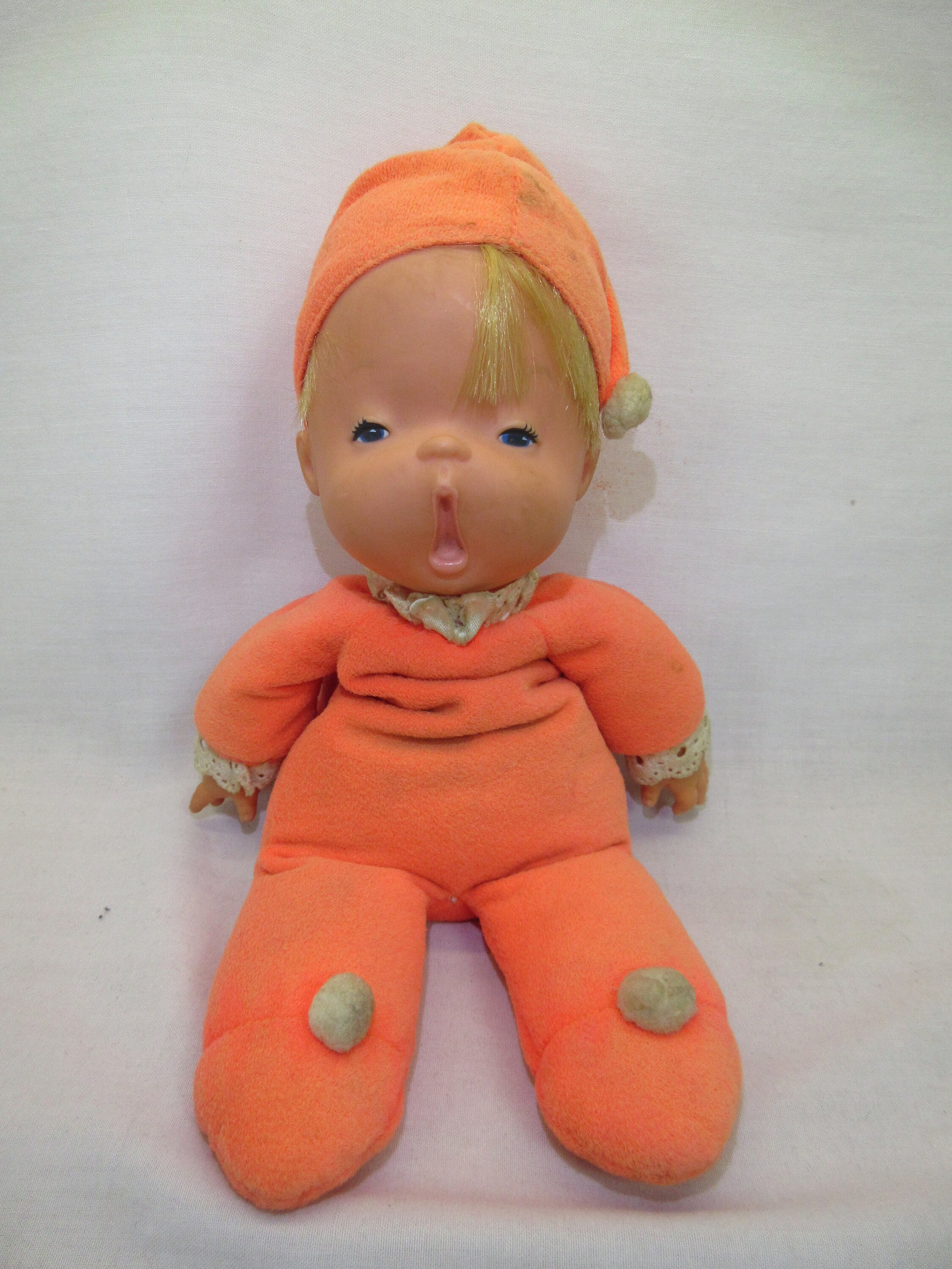 メルちゃん 靴⭐リバティフェリシテ（あずきミルク）⭐ベージュ×薄桃オーガンジーのリボン⭐鴇色パールビーズ 商品が購入可能です