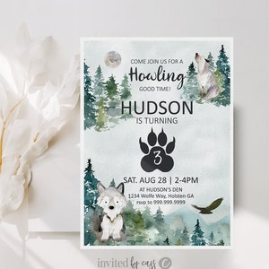 Puede incluir: Una invitación de cumpleaños con temática de bosque para un niño que cumple tres años. La invitación presenta un fondo de acuarela con árboles, un lobo y una luna. El texto dice "¡Ven a unirte a nosotros para un "Howling Good Time"! Hudson cumple 3 años. Sáb. 28 de agosto | 14:00-16:00 en "Hudson's Den" 1234 Wolfe Way, Holsten GA rsvp al 999.999.9999 invitado por cass".