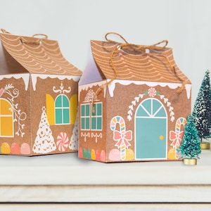 Gingerbread House Cupcake / Treat Holder Christmas Cookie Box Holds