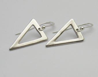 Handmade Silver Triangle Earrings, Simple Geometric Minimalist Earrings, Lightweight Drop Earrings, Casual Dangle Earrings