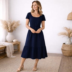 Robe d'été en coton pour femme, Robe midi à col carré, Robe d'été décontractée, Robe à corsage smocké, Robe en coton léger image 2