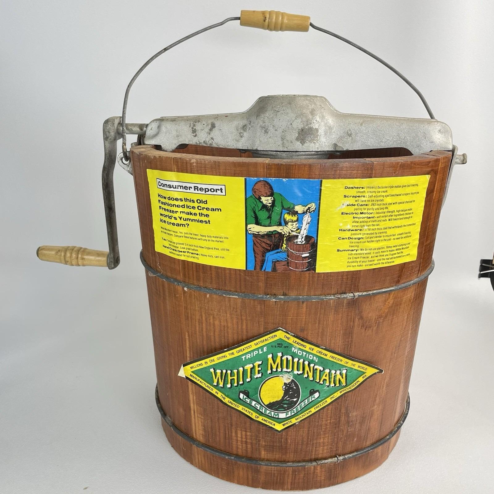 White Mountain Ice Cream Freezer 4 Qt Hand Crank Wood Bucket NOS