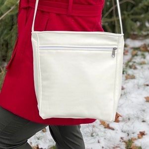Large leather shoulder bag - off-white leather - Rita style - made in the USA - leather purse for spring and summer