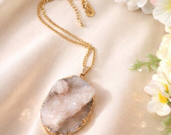 Druzy Quartz Crystal Pendant 18" Gold Necklace