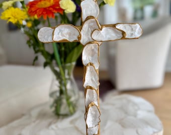 16.5” Easter Oyster Cross with Detachable Stand