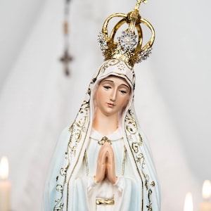 Hand Painted Our Lady of Fatima Virgin Mary Statue - Mother Mary Catholic Decor Religious Figurine Catholic Gifts & Gifts for Catholic Women