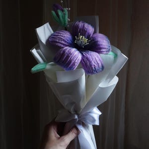 Handmade Velvet Hibiscus Bouquet Pipe Cleaner