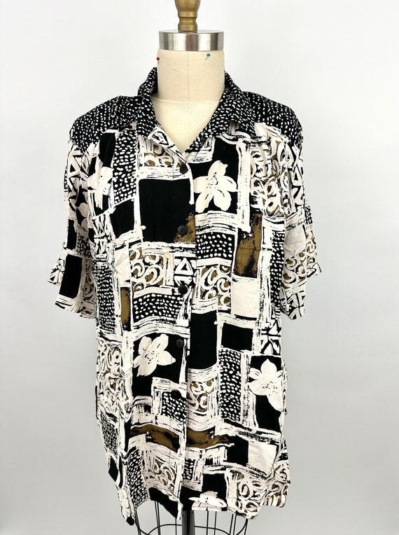 Vintage 1990s Top | A Personal Touch | Black Whit… - image 1
