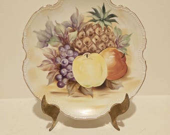 Vintage Gold-Rimmed Fruit Motif Decorative Wall Plate
