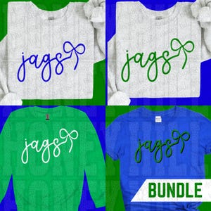 Puede incluir: Un conjunto de prendas, que incluye sudaderas y una camiseta, cada una con la palabra "jags" en una fuente cursiva con un diseño de lazo. Los artículos están disponibles en blanco, verde y azul.