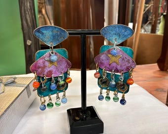 Pendientes de araña de cobre patinado, estrella de metal mixto, flecos de cuentas de vidrio, hechos a mano en India (7,6 cm)