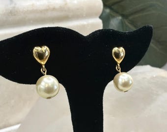 Vintage Faux Pearl Heart Drop Earrings Gold Tone