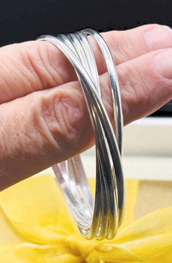 Rare Sterling Interlocking Bangles, 67.85g Silver - image 6