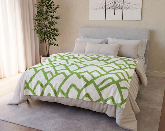 Preppy Green Trellis Throw Blanket 50x60 | Green & White Soft Neutral Coastal Blanket, Coordinating Home Decor