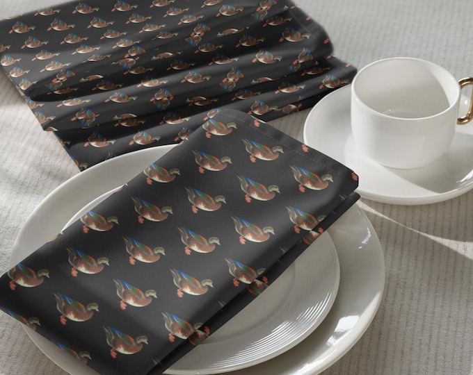 Mallard Duck Print Cloth Napkins | Preppy Heritage Estate Dining Set
