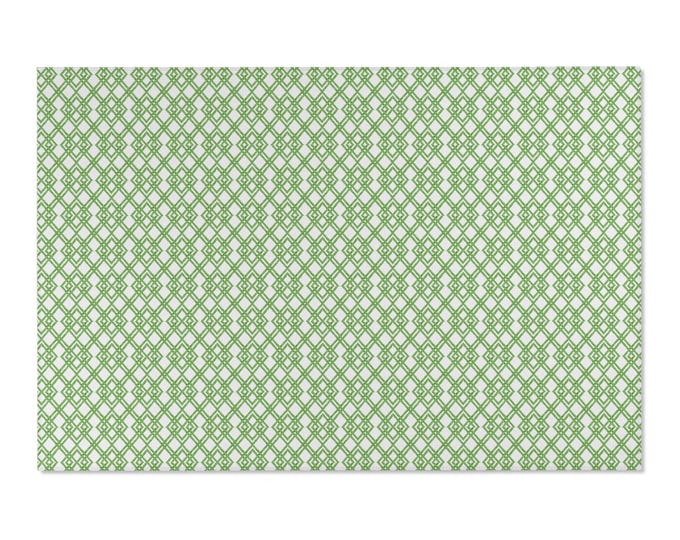Preppy Trellis Area Rug 6'x4' | Soft & Durable Green and White Floor Decor