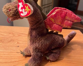 Peluche coleccionable original Ty Beanie Baby Scorch el Dragón, descatalogado, año 1998.