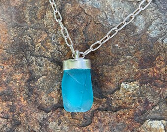 Turquoise seaglass necklace / Turquoise Sea Glass Pendant / Sea Glass Jewelry / Mother’s Day Jewelry