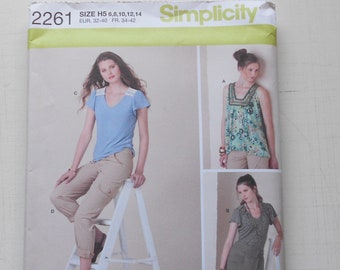 Simplicity 5561, Size 6,8,10,12,14; UNCUT, Out of Print, Skirt, Pants, Top Pattern