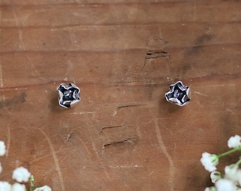 Flora Studs