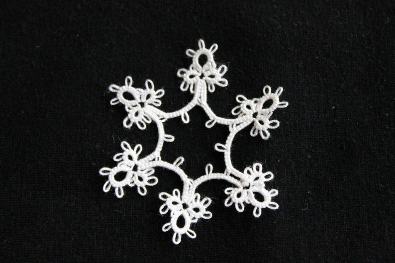 Tatted SNOWFLAKE in a SNOWFLAKE Christmas Ornament, Tatting Handmade, Tatted Christmas Ornament, Tatted Snowflake Tatting, Original Design image 5