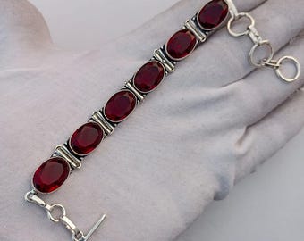 Beautiful Garnet statemernt bracelet,925 sterling silver bracelet,handmade bracelet,gift for women,birthday gift,red garnet bracelet